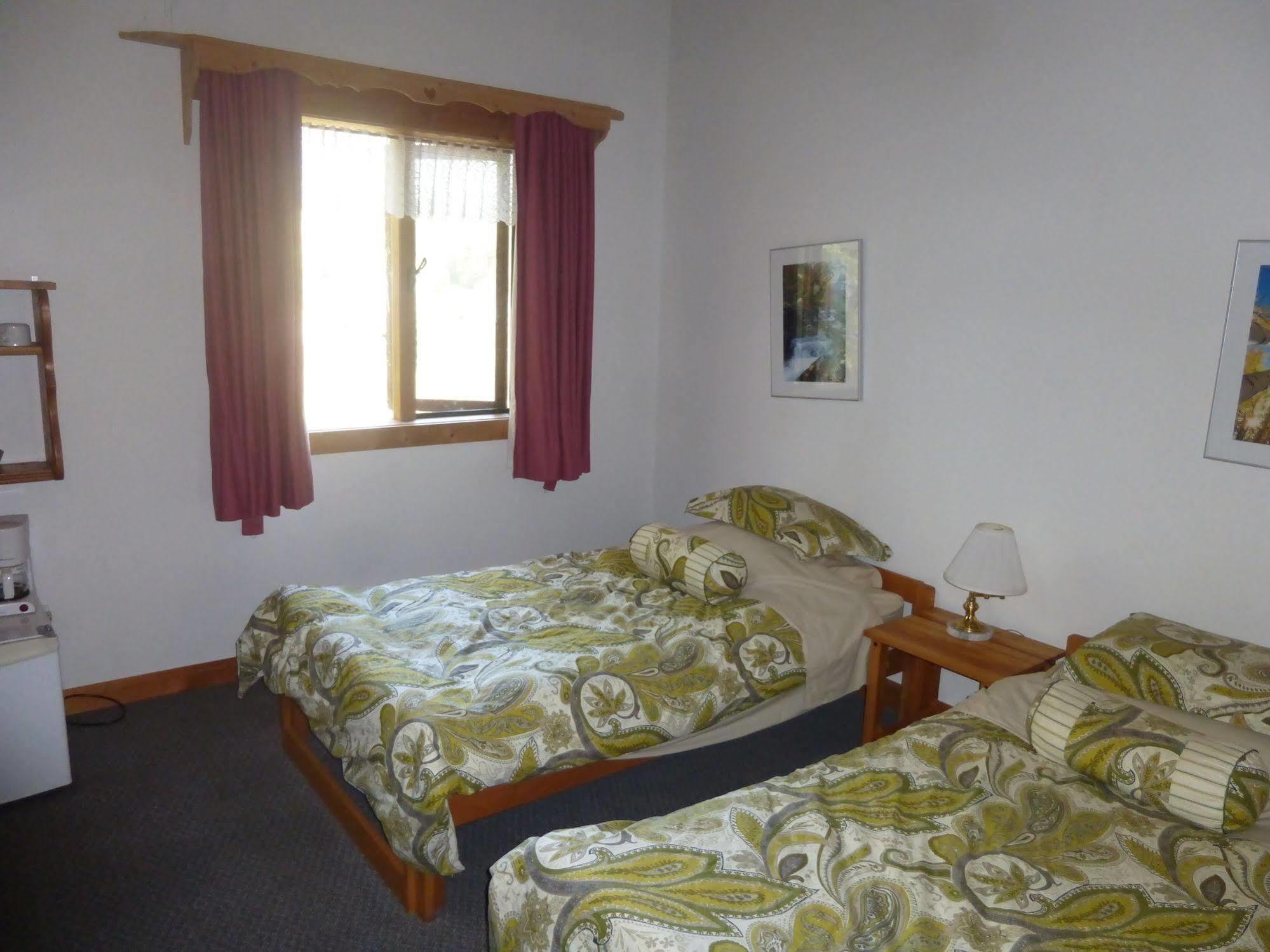 Villa Nakiska Ranch à Clearwater Extérieur photo